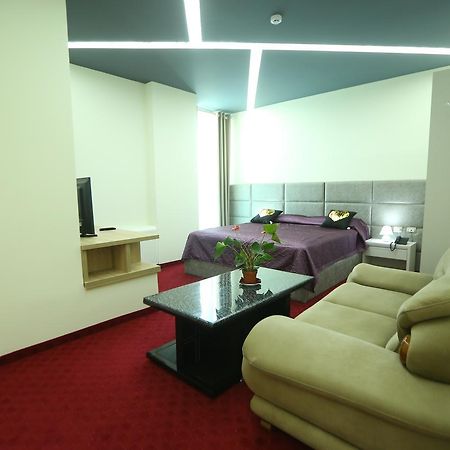 Hotel Vllaznia Shkoder Luaran gambar