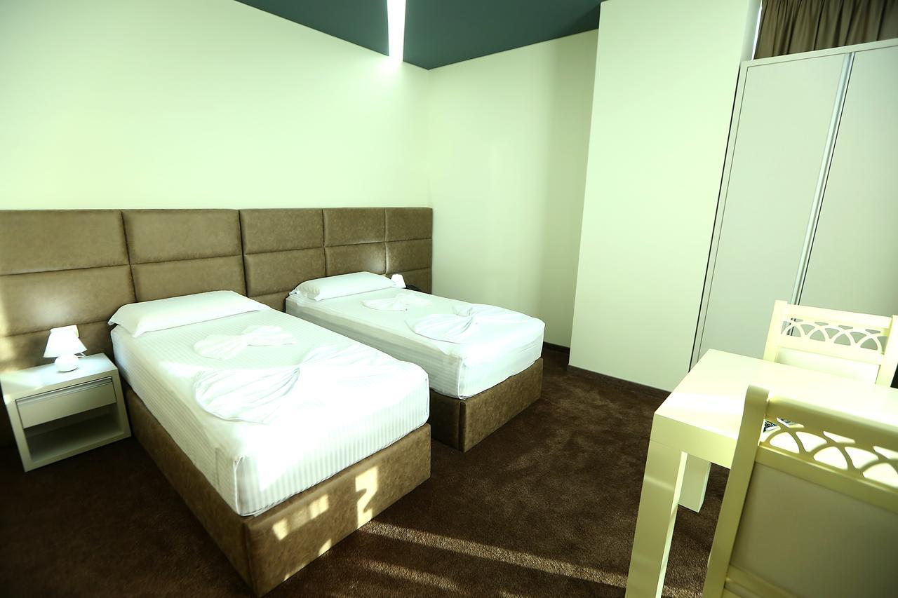 Hotel Vllaznia Shkoder Luaran gambar