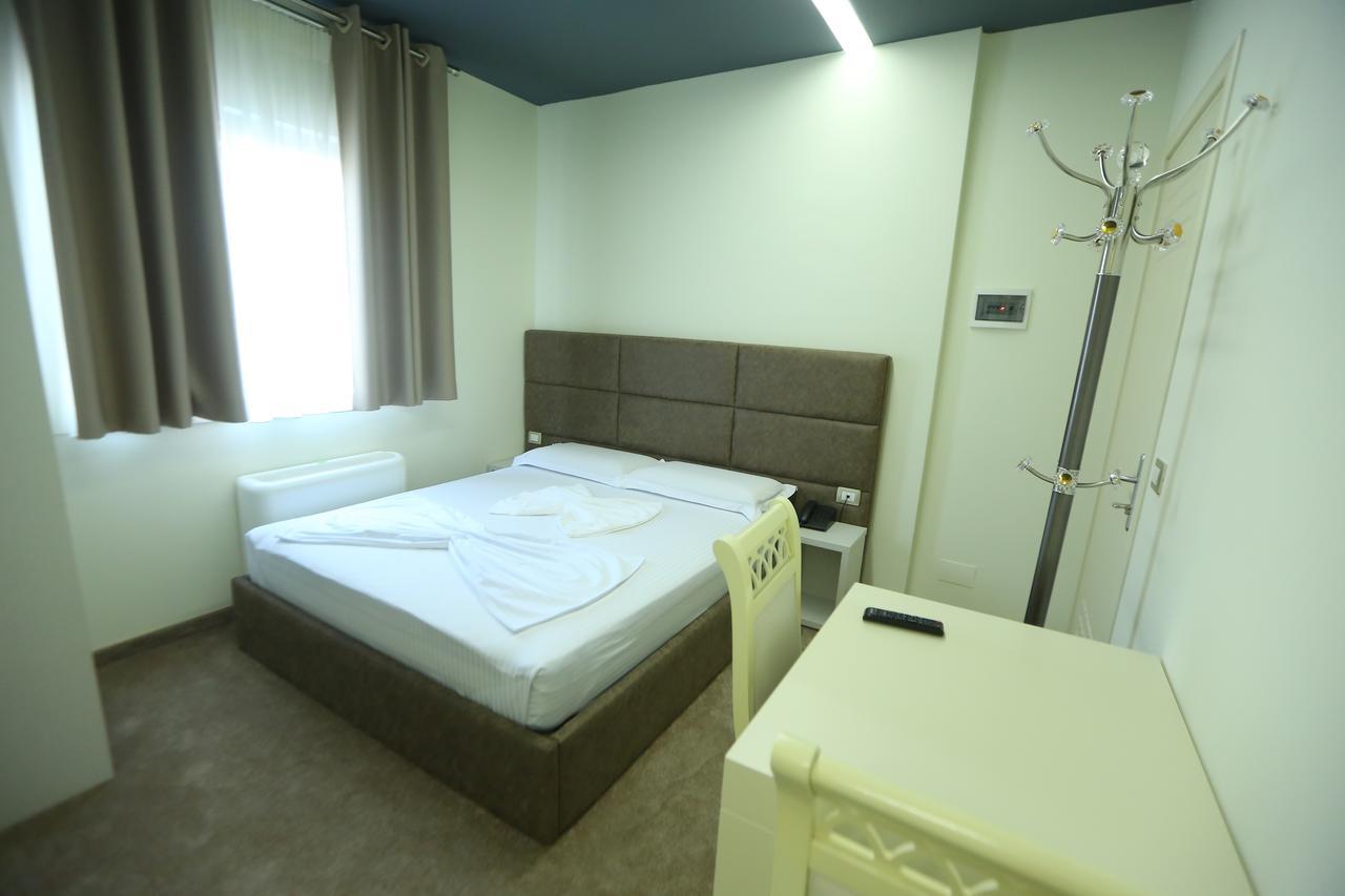 Hotel Vllaznia Shkoder Luaran gambar