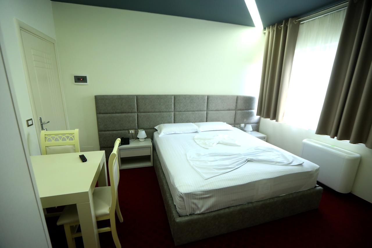 Hotel Vllaznia Shkoder Luaran gambar