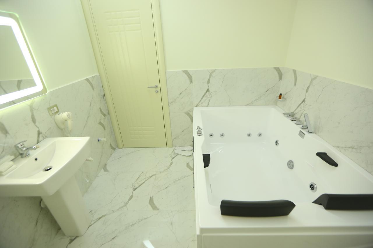 Hotel Vllaznia Shkoder Luaran gambar