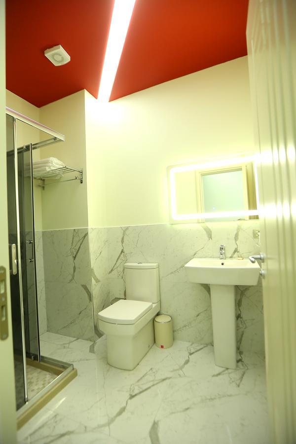Hotel Vllaznia Shkoder Luaran gambar